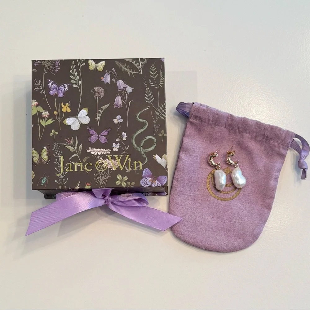 Jane Win Moon Pearl Drop Earrings - Picture 1 of 2